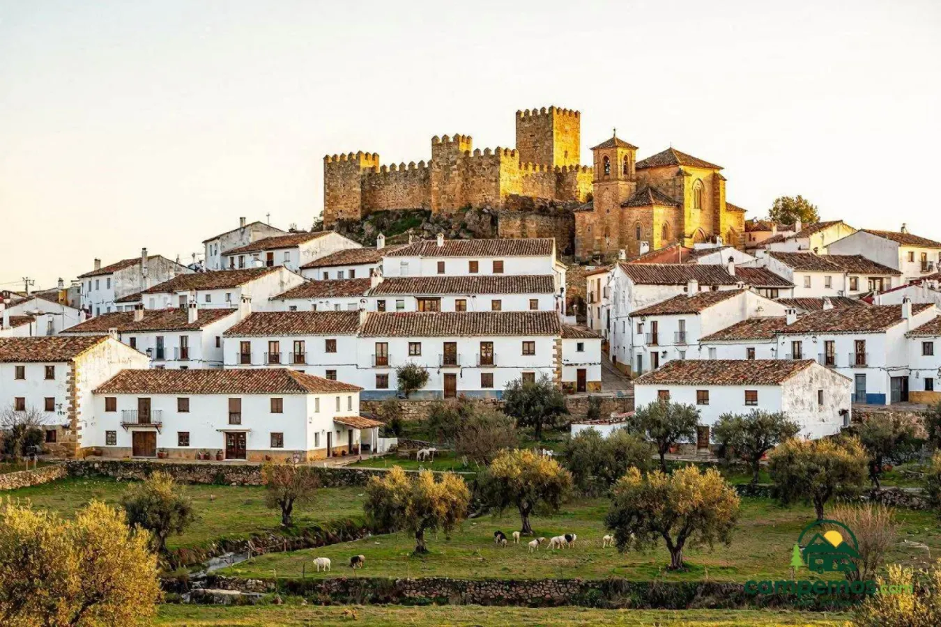 Sierra de Aracena y Picos de Aroche: el reino del jamón y los bosques de la Andalucía secreta en 4 días