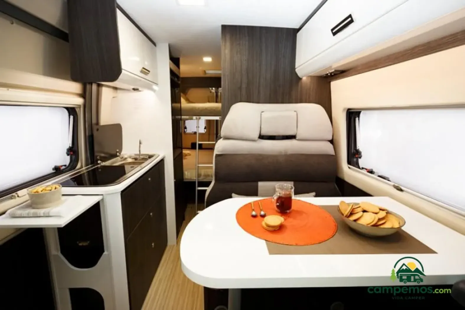 Benimar Benivan 116 — Camper en alquiler · Arrasate — foto 9